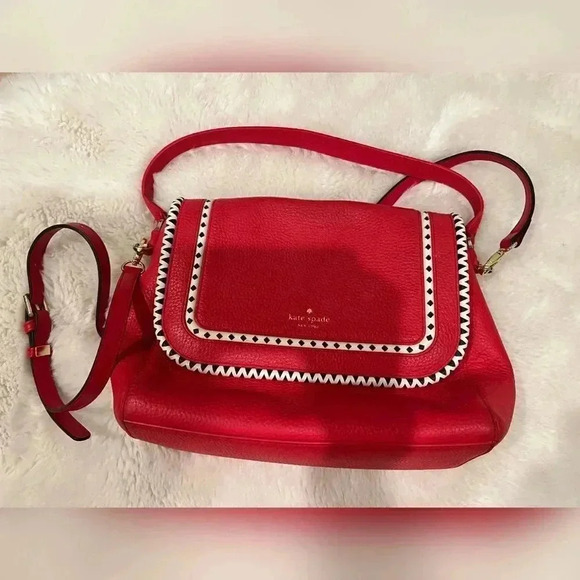 Kate Spade
Coralie Sheffield Street Prickly Pear Leather
Cross Body Bag - Picture 9 of 9